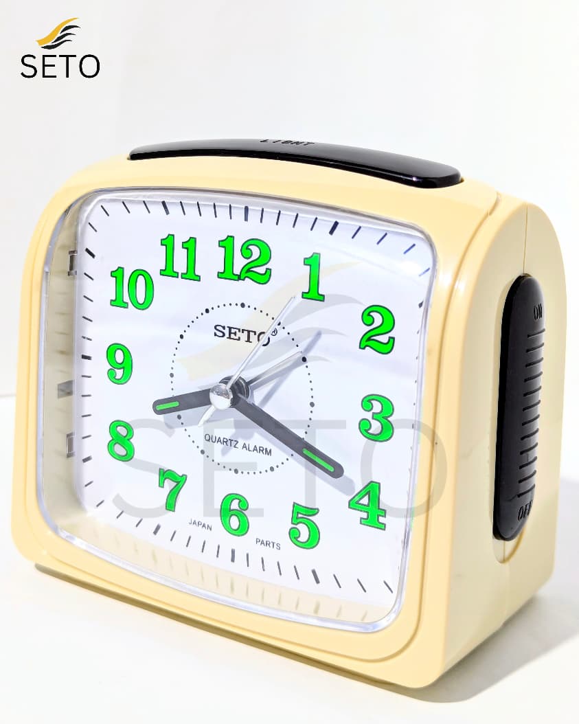 [SETO] Premium Quartz Alarm Clock with Night Light | Large Green Numbers | Easy Time Reading | Loud Alarm | Vintage Style Bedside Table Clock